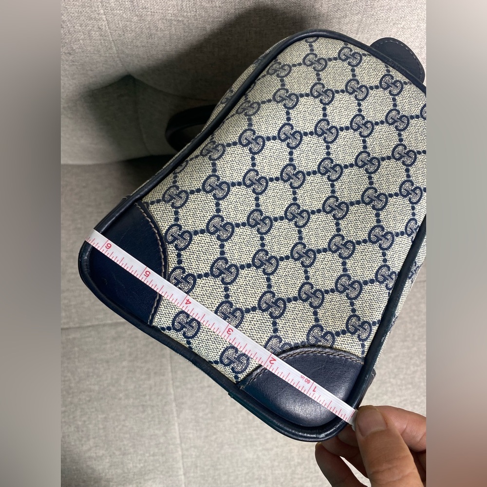 Authentic Gucci Monogram Boston Handbag - Picture 11 of 17
